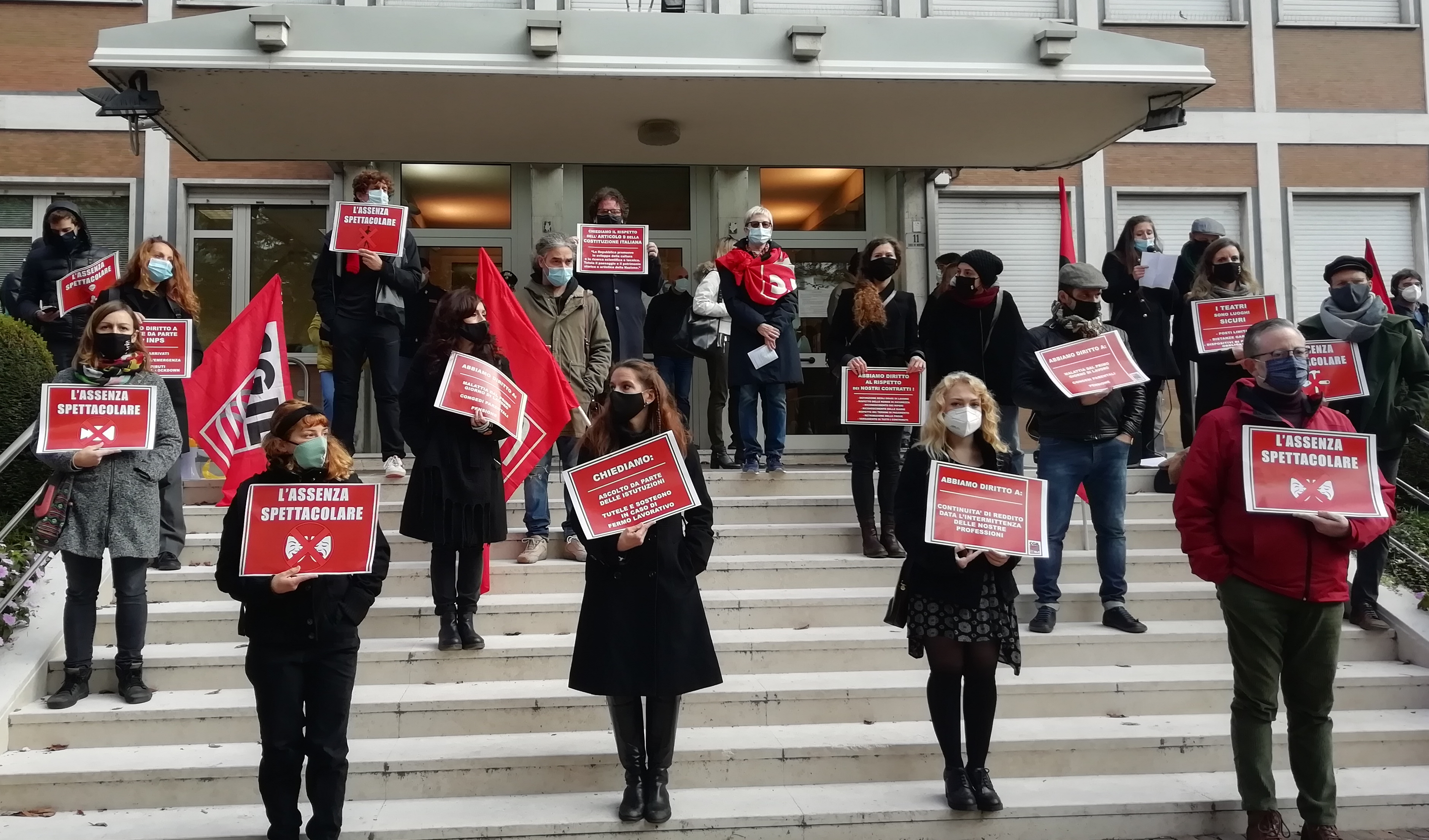 “Assenza spettacolare”. Oggi la protesta dei lavoratori e delle lavoratrici professionisti dello spe