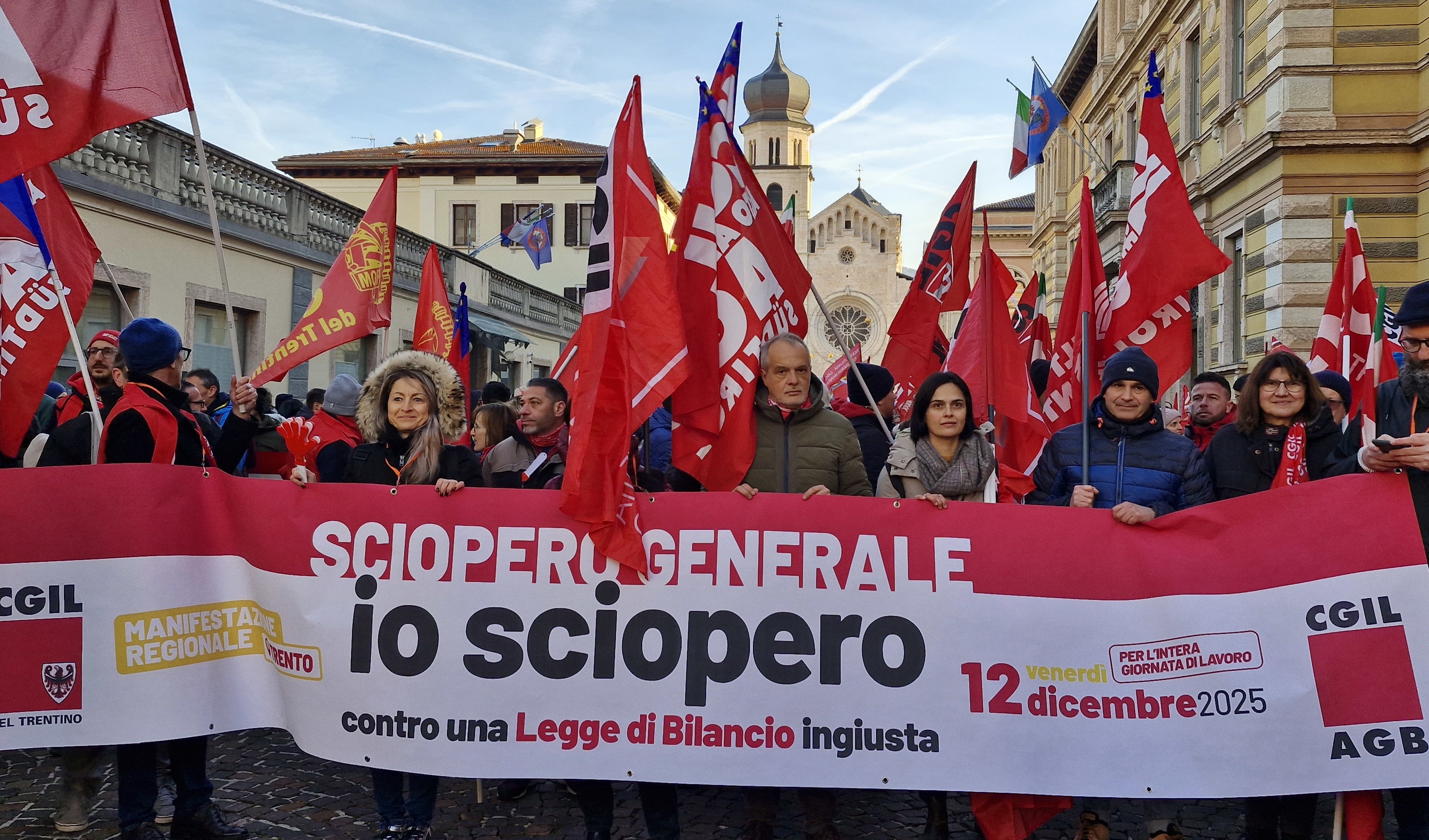 Sciopero generale. Un migliaio in piazza per cambiare la finanziaria del Governo Meloni