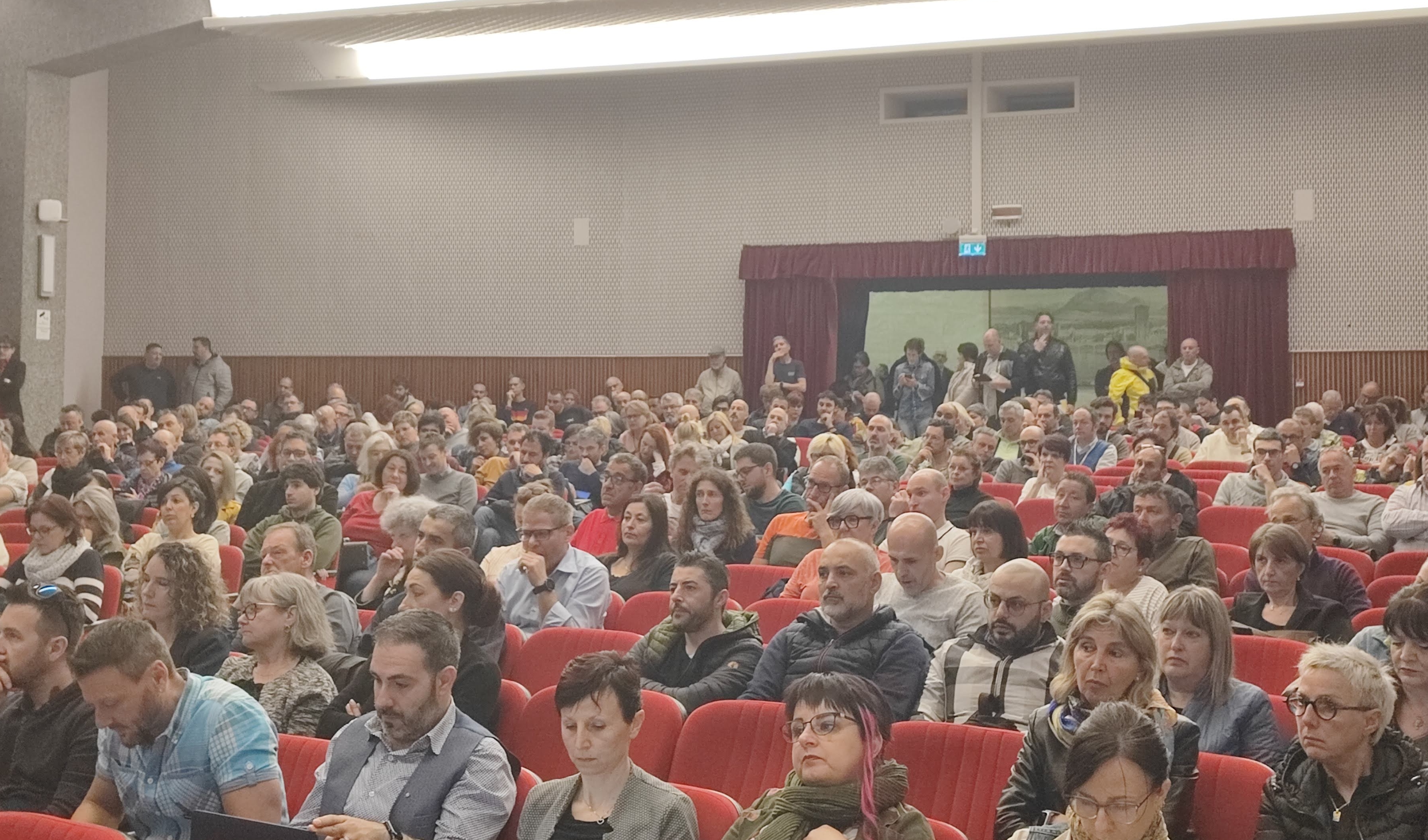 Precarietà, fisco, salari. Cinquecento delegate e delegati in assemblea